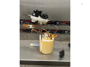 Gebruikte Benzinepomp Landrover Range Rover Evoque II (LZC/LZS/LZH) 2.0 P250 MHEV 16V AWD Prijs € 150,00 Margeregeling aangeboden door Verhoef Cars & Parts