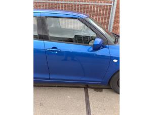 Gebruikte Deur 4Deurs rechts-voor Suzuki Swift (ZA/ZC/ZD) 1.2 16V Prijs € 300,00 Margeregeling aangeboden door Verhoef Cars & Parts