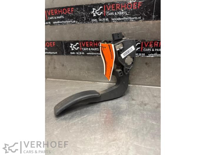 Gebruikte Gaspedaalpositie Sensor Dacia Lodgy (JS/SD0J) 1.2 TCE 16V Prijs op aanvraag aangeboden door Verhoef Cars & Parts