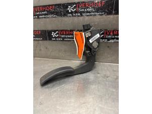 Gebruikte Gaspedaalpositie Sensor Dacia Lodgy (JS) 1.2 TCE 16V Prijs op aanvraag aangeboden door Verhoef Cars & Parts