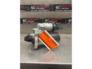Gebruikte Startmotor Peugeot 3008 II (M4/MC/MJ/MR) 1.2 12V e-THP PureTech 130 Prijs € 30,00 Margeregeling aangeboden door Verhoef Cars & Parts