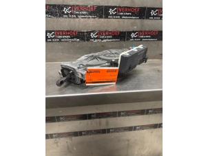 Gebruikte Achterklep motor Mercedes GLC (X253) 2.0 350 e 16V 4-Matic Prijs € 175,00 Margeregeling aangeboden door Verhoef Cars & Parts