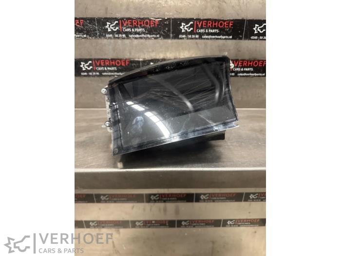 Gebruikte Head-up display Mercedes GLC (X253) 2.0 350 e 16V 4-Matic Prijs € 275,00 Margeregeling aangeboden door Verhoef Cars & Parts