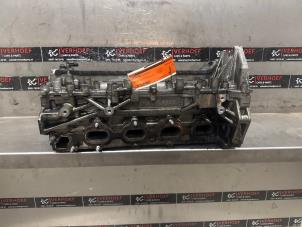 Gebruikte Cilinderkop Opel Vivaro 1.6 CDTI 95 Euro 6 Prijs op aanvraag aangeboden door Verhoef Cars & Parts