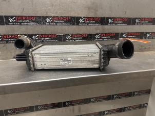 Gebruikte Intercooler Citroen DS5 (KD/KF) 2.0 165 HYbrid4 16V Prijs € 40,00 Margeregeling aangeboden door Verhoef Cars & Parts