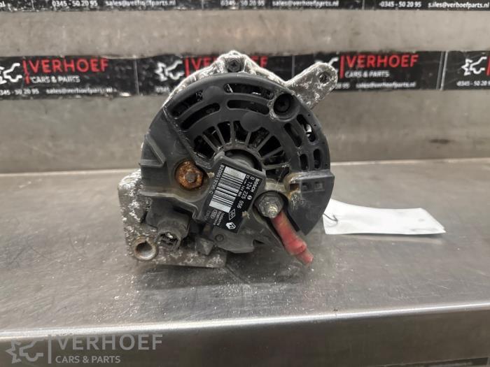 Dynamo van een Renault Twingo II (CN) 1.2 2008