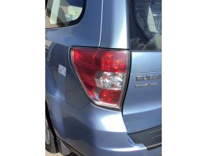 Gebruikte Achterlicht links Subaru Forester (SH) 2.0 16V Prijs € 75,00 Margeregeling aangeboden door Verhoef Cars & Parts