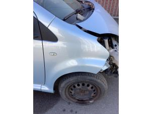Gebruikte Scherm rechts-voor Toyota Aygo (B10) 1.0 12V VVT-i Prijs € 100,00 Margeregeling aangeboden door Verhoef Cars & Parts