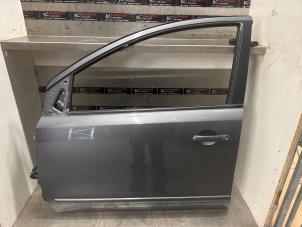 Gebruikte Portier 4Deurs links-voor Nissan Note (E11) 1.4 16V Prijs € 150,00 Margeregeling aangeboden door Verhoef Cars & Parts