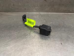 Gebruikte Camera voorzijde Citroen C4 Berline (BA/BB/BC) ë-C4 50 kWh Prijs € 100,00 Margeregeling aangeboden door Verhoef Cars & Parts