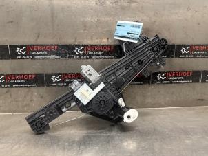 Gebruikte Raammechaniek 4Deurs links-achter Citroen C4 Berline (BA/BB/BC) ë-C4 50 kWh Prijs € 100,00 Margeregeling aangeboden door Verhoef Cars & Parts