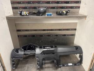 Gebruikte Airbag Set + Module Kia Sportage (SL) 1.6 GDI 16V 4x2 Prijs op aanvraag aangeboden door Verhoef Cars & Parts