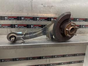 Gebruikte Asschenkel links-achter Ford C-Max (DXA) 1.0 Ti-VCT EcoBoost 12V 125 Prijs € 90,00 Margeregeling aangeboden door Verhoef Cars & Parts