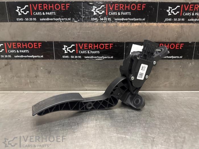 Gebruikte Sensor Gaspedaalpositie Hyundai i20 (BC3) 1.0 T-GDI 100 Mild Hybrid 48V 12V Prijs € 35,00 Margeregeling aangeboden door Verhoef Cars & Parts