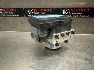 Gebruikte ABS Pomp Hyundai i20 (BC3) 1.0 T-GDI 100 Mild Hybrid 48V 12V Prijs € 200,00 Margeregeling aangeboden door Verhoef Cars & Parts