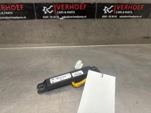 Gebruikte Keyless entry antenne Hyundai Ioniq 1.6 GDI 16V PHEV Prijs € 20,00 Margeregeling aangeboden door Verhoef Cars & Parts