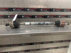 Gebruikte Steekas rechts-voor Skoda Fabia III Combi (NJ5) 1.0 TSI 12V Prijs € 150,00 Margeregeling aangeboden door Verhoef Cars & Parts