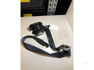 Gebruikte Veiligheidsgordel rechts-voor Suzuki Celerio (LF) 1.0 12V Dualjet Prijs € 150,00 Margeregeling aangeboden door Verhoef Cars & Parts