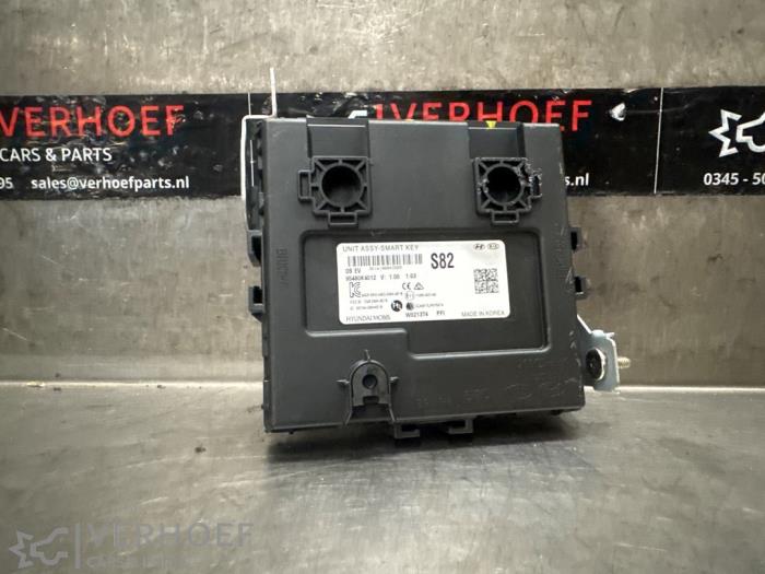 Gebruikte Smart entry computer Hyundai Kona (OS) 64 kWh Prijs € 175,00 Margeregeling aangeboden door Verhoef Cars & Parts