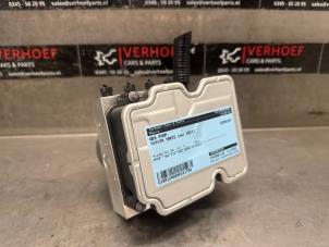 Gebruikte ABS Pomp Toyota Yaris IV (P21/PA1/PH1) 1.5 12V Hybrid 115 Prijs € 175,00 Margeregeling aangeboden door Verhoef Cars & Parts