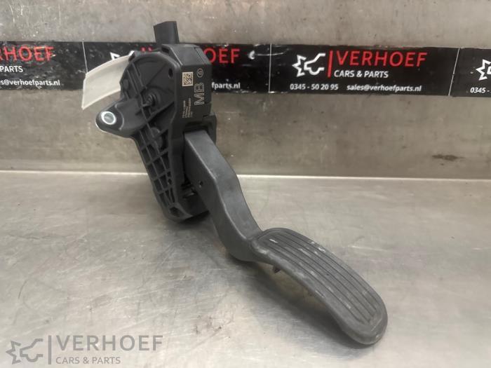 Gebruikte Gaspedaalpositie Sensor Toyota Yaris IV (P21/PA1/PH1) 1.5 12V Hybrid 115 Prijs € 30,00 Margeregeling aangeboden door Verhoef Cars & Parts