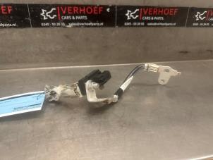 Gebruikte Accu sensor Toyota Yaris IV (P21/PA1/PH1) 1.5 12V Hybrid 115 Prijs € 40,00 Margeregeling aangeboden door Verhoef Cars & Parts
