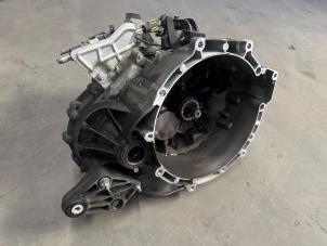 Gebruikte Versnellingsbak Volvo V40 (MV) 1.6 T3 GTDi 16V Prijs € 750,00 Margeregeling aangeboden door Verhoef Cars & Parts