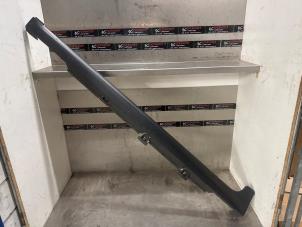 Gebruikte Sideskirt links Citroen C3 (SX/SW) 1.2 Vti 12V PureTech Prijs € 75,00 Margeregeling aangeboden door Verhoef Cars & Parts