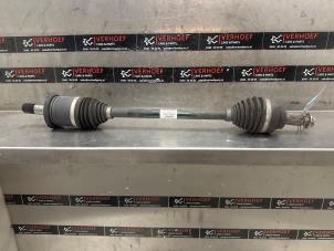 Gebruikte Steekas links-achter BMW 1 serie (F20) 116d 1.5 12V TwinPower Prijs € 100,00 Margeregeling aangeboden door Verhoef Cars & Parts