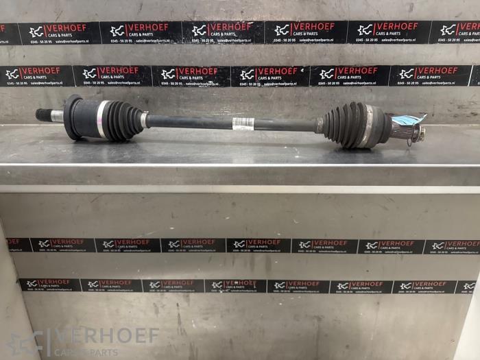Gebruikte Aandrijfas rechts-achter BMW 1 serie (F20) 116d 1.5 12V TwinPower Prijs € 100,00 Margeregeling aangeboden door Verhoef Cars & Parts