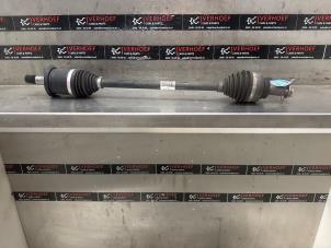 Gebruikte Steekas rechts-achter BMW 1 serie (F20) 116d 1.5 12V TwinPower Prijs € 100,00 Margeregeling aangeboden door Verhoef Cars & Parts