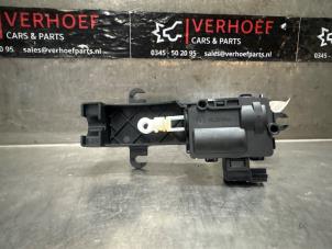 Gebruikte Motor Centrale Deurvergrendeling Tesla Model X 100X Prijs € 60,00 Margeregeling aangeboden door Verhoef Cars & Parts