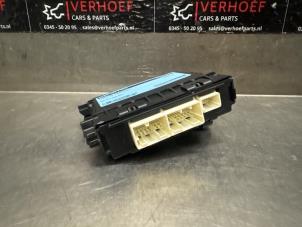 Gebruikte Kachelcomputer Lexus IS (E3) 300h 2.5 16V Prijs € 150,00 Margeregeling aangeboden door Verhoef Cars & Parts