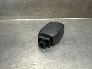 Gebruikte Sensor regen Lexus IS (E3) 300h 2.5 16V Prijs € 30,00 Margeregeling aangeboden door Verhoef Cars & Parts