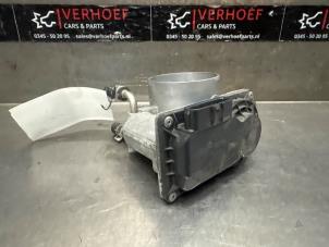 Gebruikte Gasklephuis Lexus IS (E3) 300h 2.5 16V Prijs € 95,00 Margeregeling aangeboden door Verhoef Cars & Parts