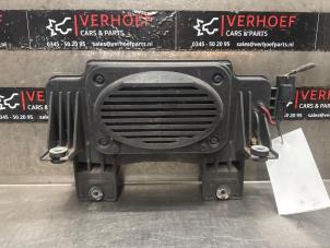 Gebruikte VESS luidspreker Kia Niro I (DE) 1.6 GDI Hybrid Prijs € 50,00 Margeregeling aangeboden door Verhoef Cars & Parts