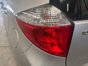 Gebruikte Achterlicht links Toyota Verso S 1.33 16V Dual VVT-I Prijs € 95,00 Margeregeling aangeboden door Verhoef Cars & Parts