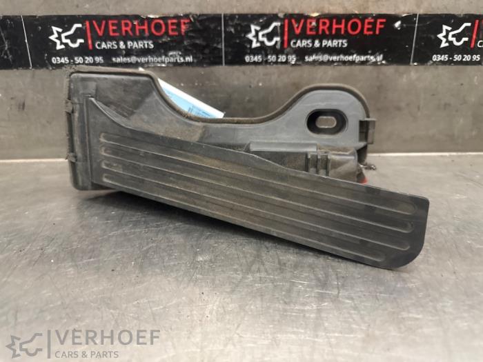 Gebruikte Gaspedaalpositie Sensor Volkswagen Caddy IV 2.0 TDI 75 Prijs € 48,40 Inclusief btw aangeboden door Verhoef Cars & Parts