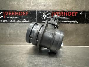 Gebruikte Luchthoeveelheidsmeter Volkswagen Scirocco (137/13AD) 2.0 TSI 16V Prijs € 35,00 Margeregeling aangeboden door Verhoef Cars & Parts