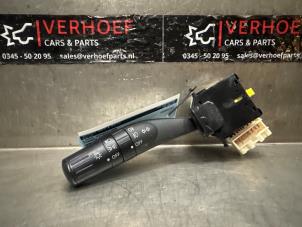Gebruikte Schakelaar Licht Subaru Forester (SH) 2.0 16V Prijs op aanvraag aangeboden door Verhoef Cars & Parts