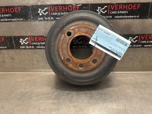 Gebruikte Remtrommel achter Peugeot 208 II (UB/UH/UP) 1.2 Vti 12V PureTech 100 Prijs € 30,00 Margeregeling aangeboden door Verhoef Cars & Parts