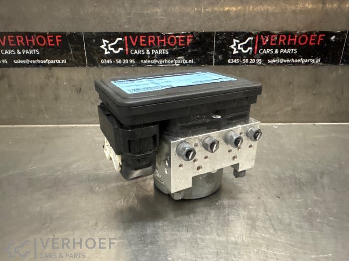 Gebruikte ABS Pomp Peugeot 208 II (UB/UH/UP) 1.2 Vti 12V PureTech 100 Prijs € 250,00 Margeregeling aangeboden door Verhoef Cars & Parts
