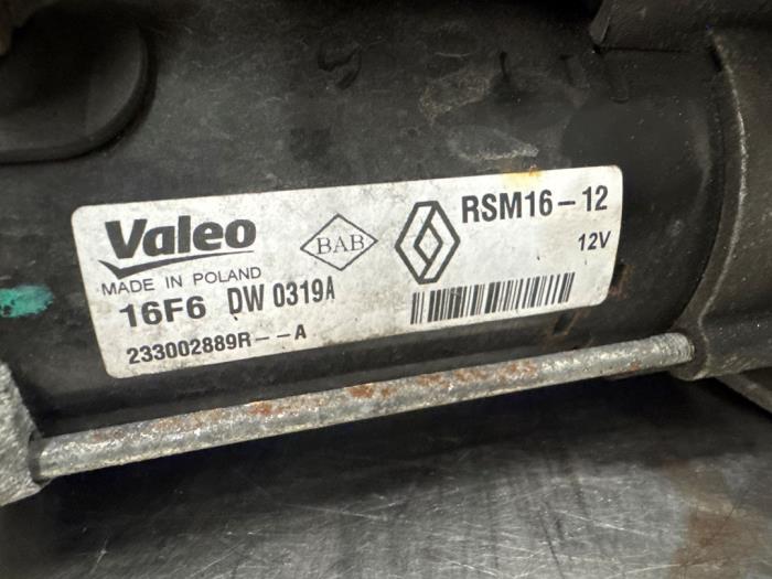 Startmotor van een Opel Vivaro 1.6 CDTI BiTurbo 120 2016