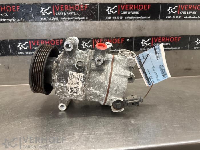 Aircopomp Seat Ibiza ST (6J8), 2010 / 2016 1.0 EcoTSI 12V, Combi/o, Benzine, 999cc, 70kW (95pk), FWD, CHZB, 2015-05 / 2016-07 (Gebruikt)