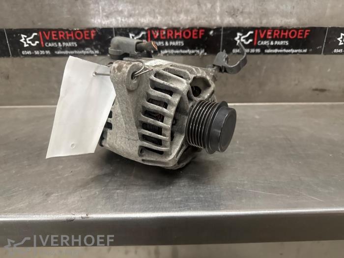 Gebruikte Dynamo Toyota Auris (E15) 1.6 Dual VVT-i 16V Prijs € 50,00 Margeregeling aangeboden door Verhoef Cars & Parts