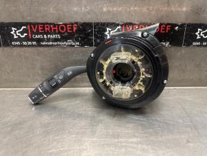 Gebruikte Schakelaar Ruitenwisser Mercedes B (W246) 1.6 B-180 BlueEFFICIENCY Turbo 16V Prijs € 90,00 Margeregeling aangeboden door Verhoef Cars & Parts