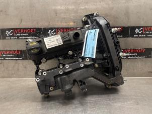 Gebruikte Kleppendeksel Ford Fiesta 6 (JA8) 1.0 EcoBoost 12V 100 Prijs € 40,00 Margeregeling aangeboden door Verhoef Cars & Parts