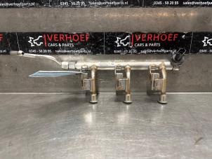 Gebruikte Injector brug Ford Fiesta 6 (JA8) 1.0 EcoBoost 12V 100 Prijs € 30,00 Margeregeling aangeboden door Verhoef Cars & Parts