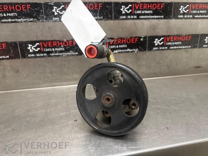 Gebruikte Servopomp Suzuki Grand Vitara II (JT) 2.0 16V Prijs € 225,00 Margeregeling aangeboden door Verhoef Cars & Parts