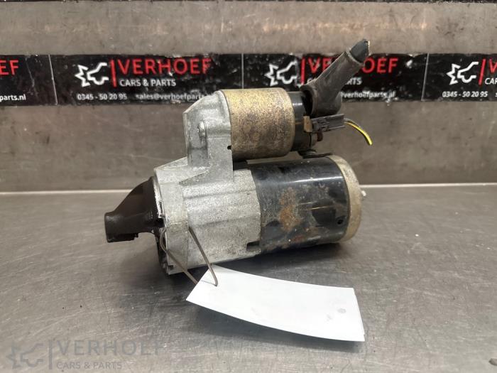 Gebruikte Startmotor Suzuki Grand Vitara II (JT) 2.0 16V Prijs € 25,00 Margeregeling aangeboden door Verhoef Cars & Parts